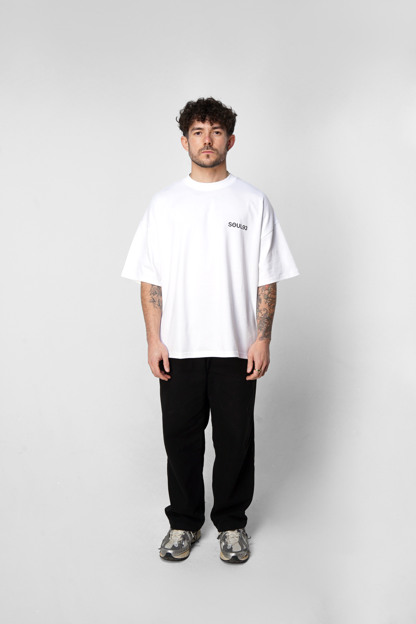 ESSENTIAL BOX FIT TEE