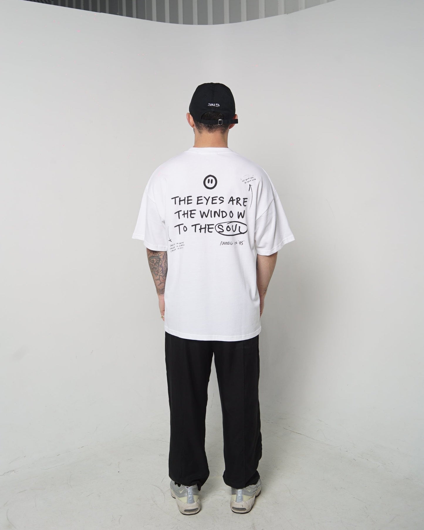 SOUL WINDOW WHITE TEE