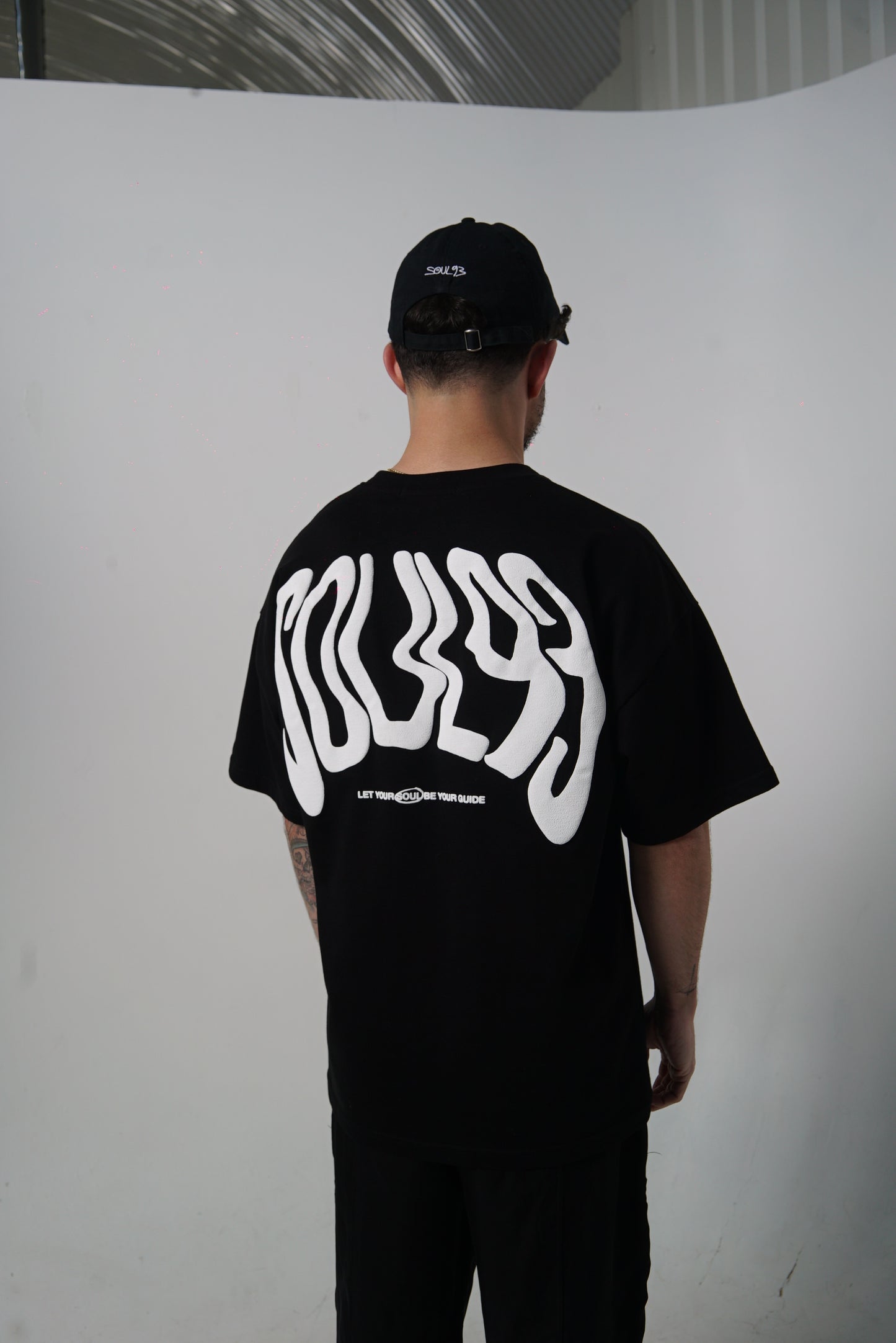 DISTORT TEE