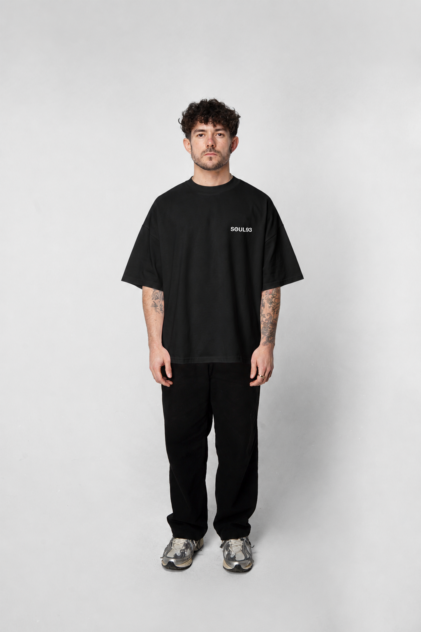 LOGO TEE BLACK